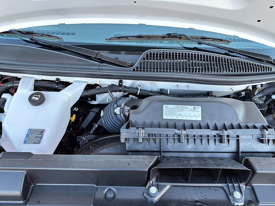 2025 GMC Savana Commercial Cutaway-6