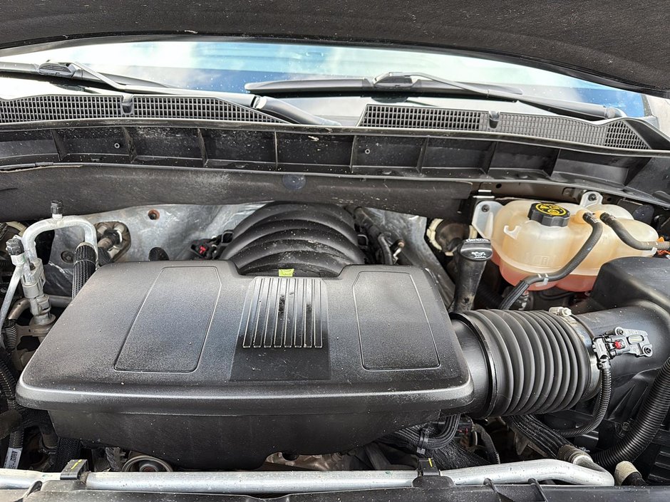 2022 GMC Sierra 1500 Limited AT4-6