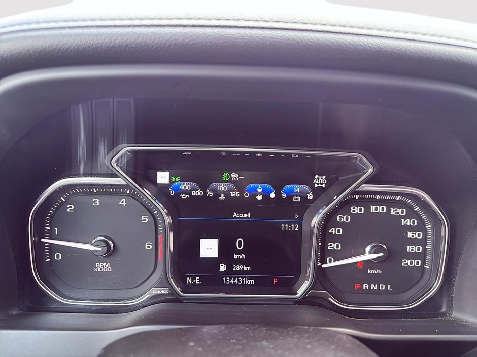 2022 GMC Sierra 1500 Limited AT4-15