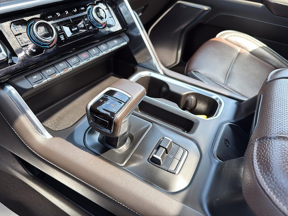 GMC Sierra 1500 DENALI 2022-17