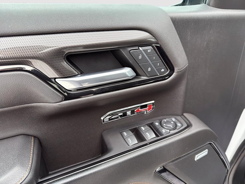 2022 GMC Sierra 1500 AT4-10