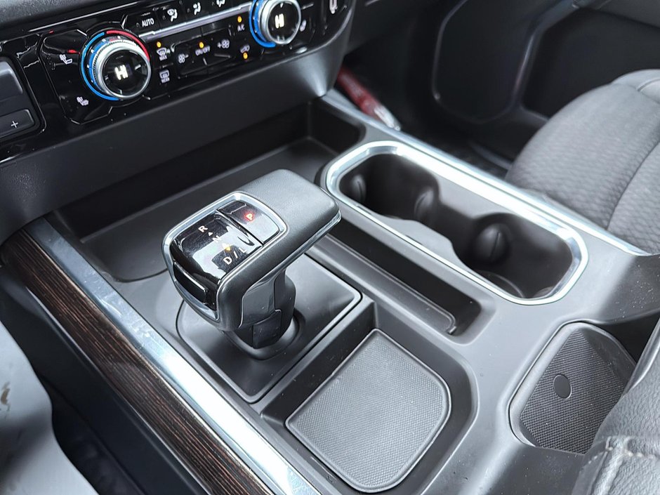 2023 GMC Sierra 1500 Elevation-17