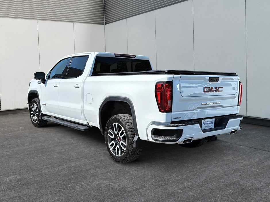 2023 GMC Sierra 1500 AT4-3