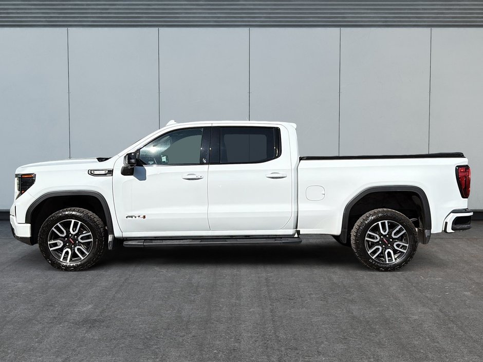 2023 GMC Sierra 1500 AT4-4