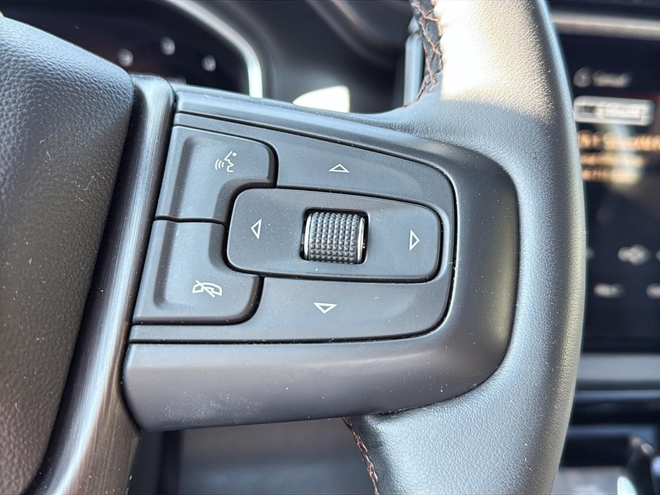 2023 GMC Sierra 1500 AT4-14