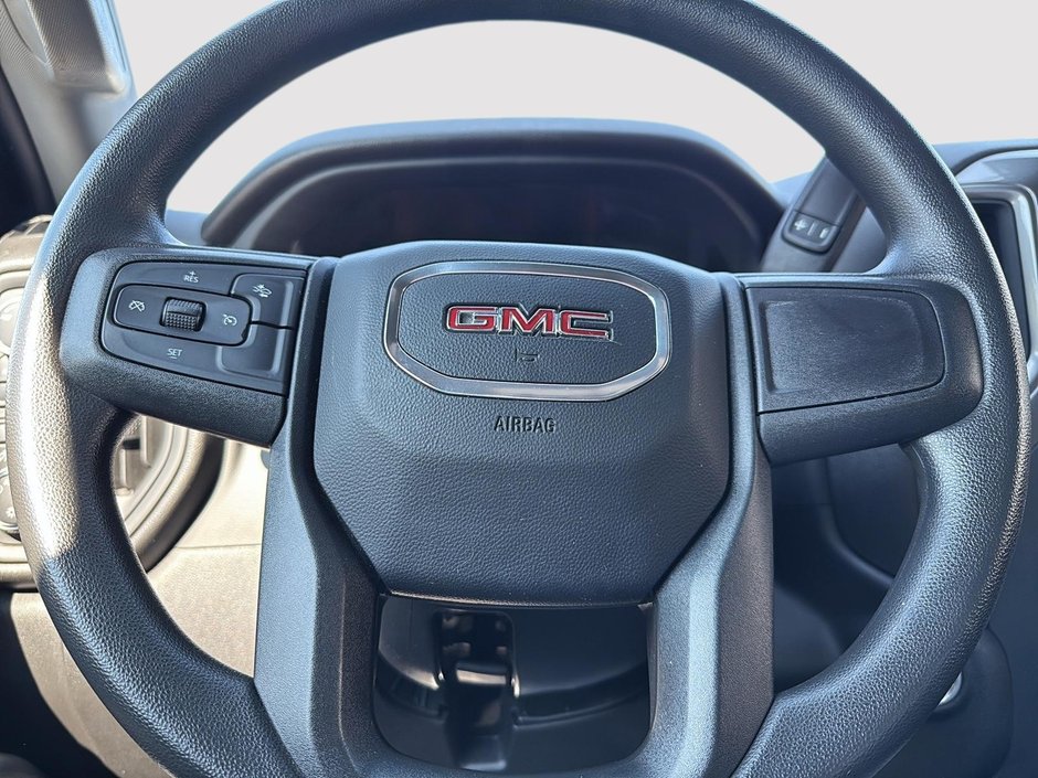 GMC Sierra 1500 Pro 2023-12