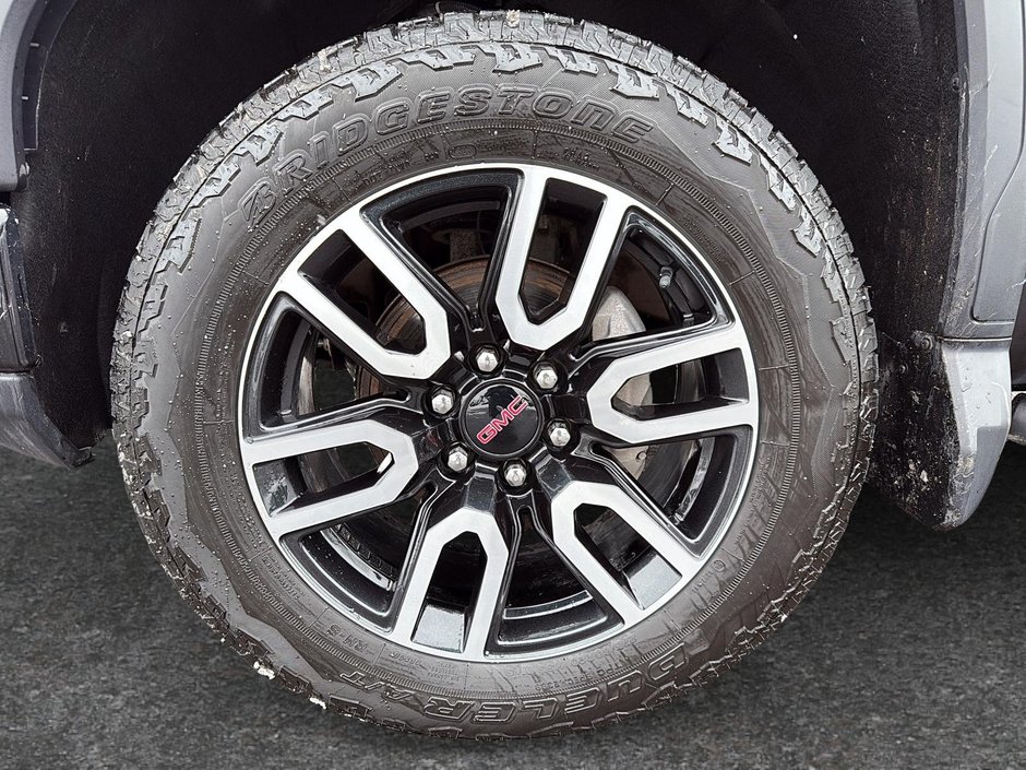 2023 GMC Sierra 1500 AT4-5