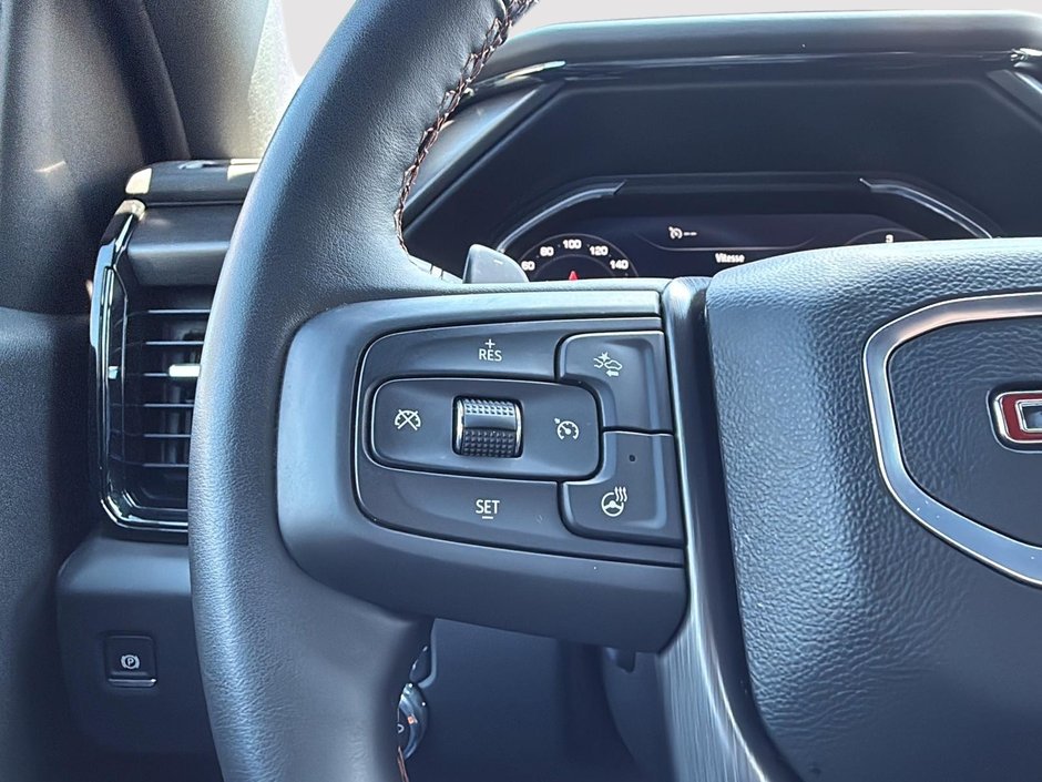 GMC Sierra 1500 AT4 2025-13