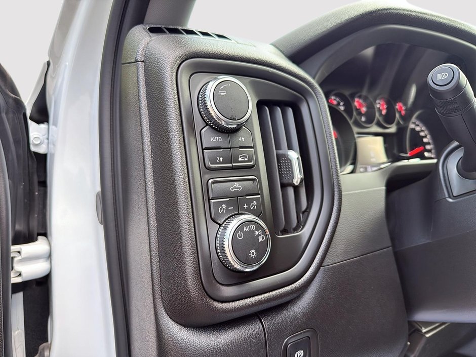 GMC Sierra 1500 PRO 2026-10