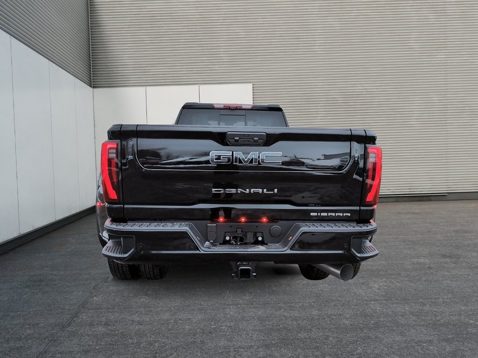 2026 GMC Sierra 3500 HD DENALI ULTIMATE DRW-2