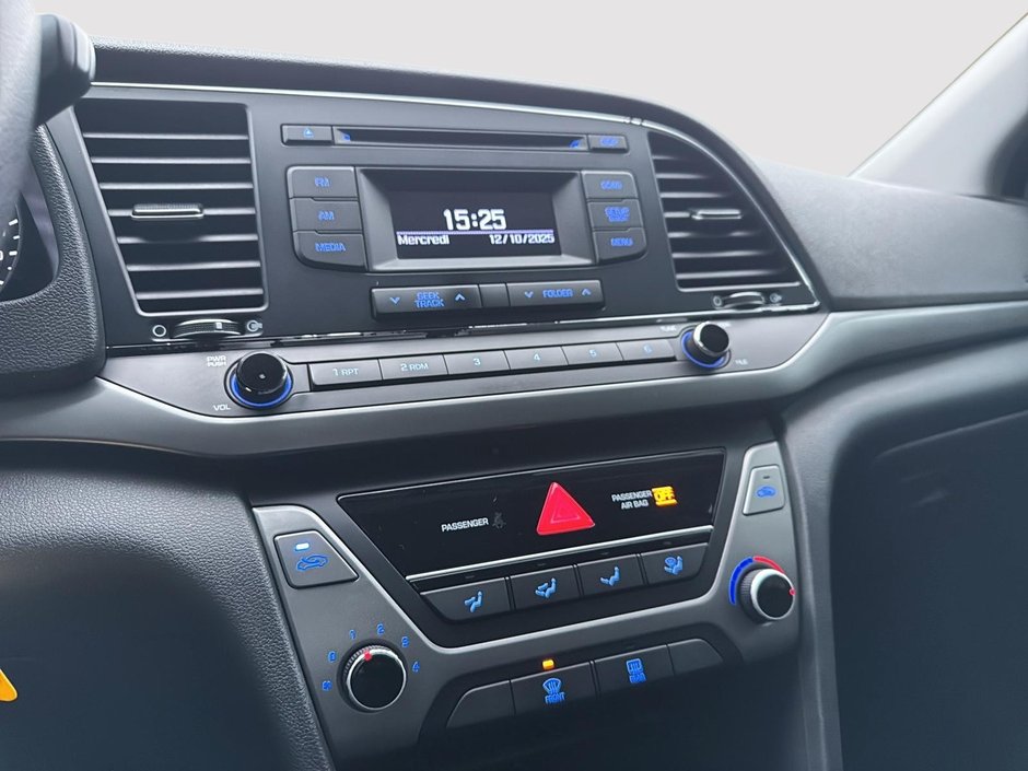 2017 Hyundai Elantra L-13