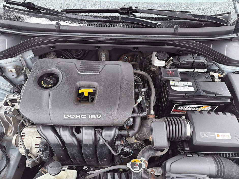 2017 Hyundai Elantra L-6