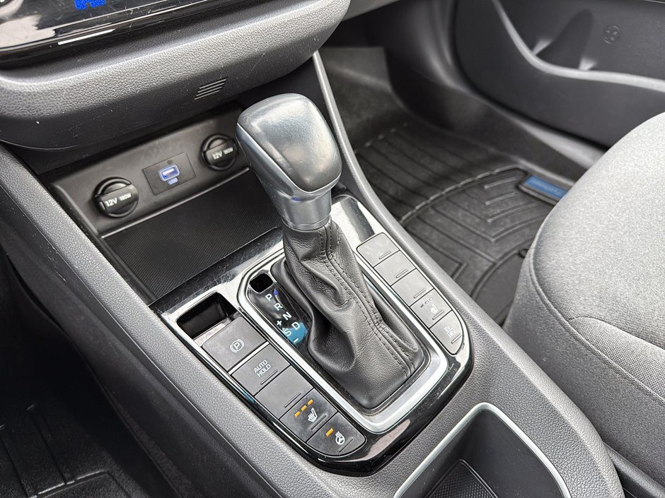 2022 Hyundai Ioniq Plug-In Hybrid Preferred-15