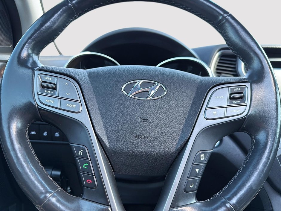 2019 Hyundai Santa Fe XL Luxury-14