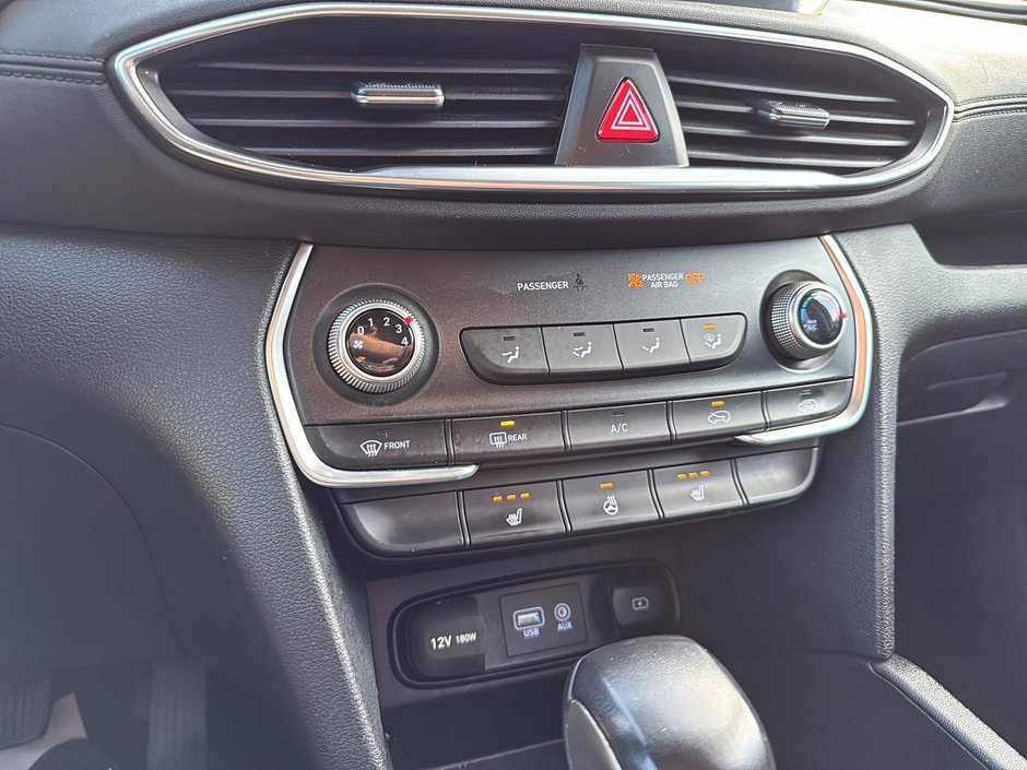 2019 Hyundai Santa Fe Essential-15