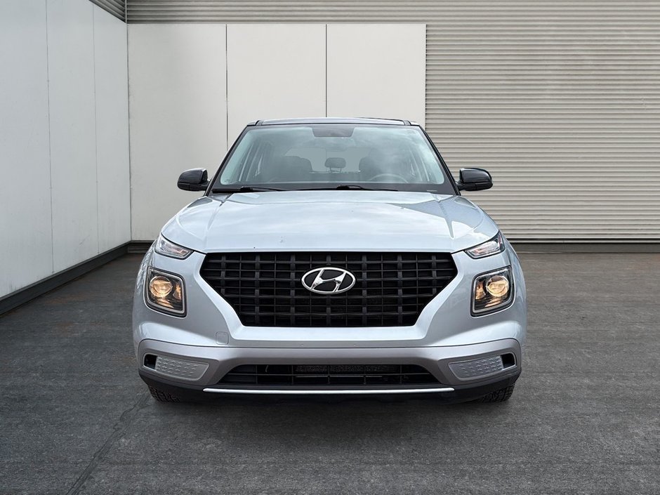 Hyundai Venue Essential 2021-1