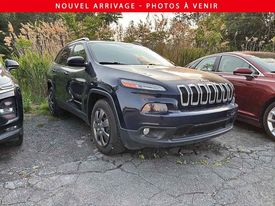 2015 Jeep Cherokee North 4x4 in Drummondville, Quebec - w940px