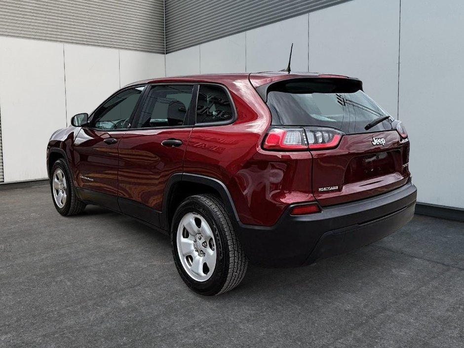 Jeep Cherokee Sport 2021-4