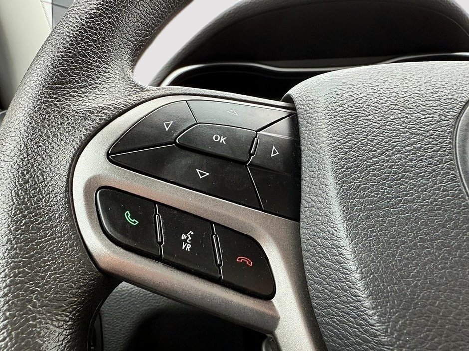 Jeep Cherokee Sport 2021-12