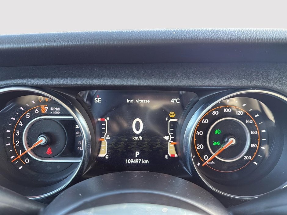 Jeep Gladiator Overland 2023-15