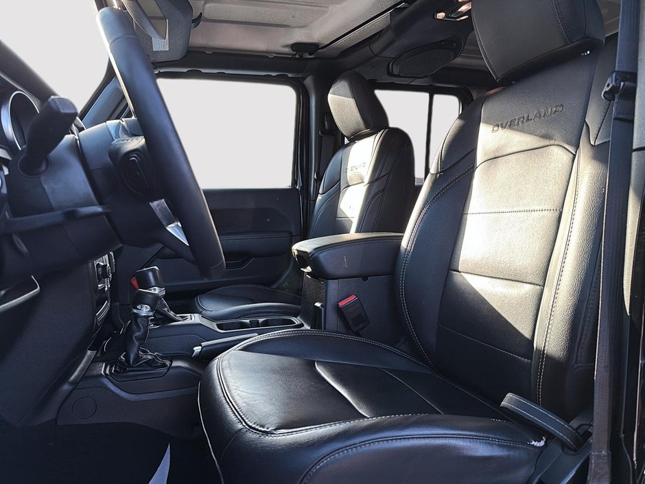 Jeep Gladiator Overland 2023-7