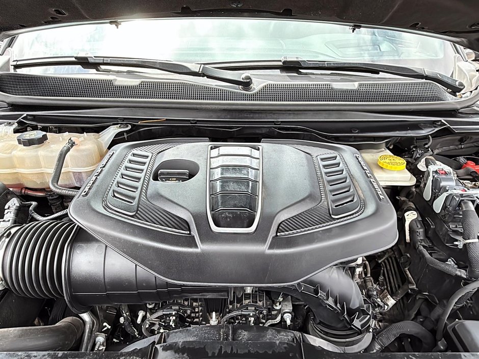 Jeep Grand Wagoneer Series II Obsidian 2023-7