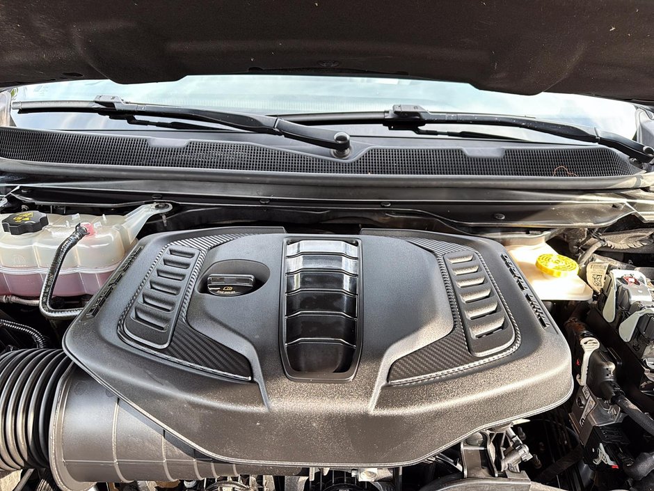 Jeep Wagoneer Series II Carbide 2024-6