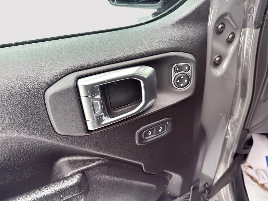 2022 Jeep Wrangler 4xe Unlimited Rubicon-9