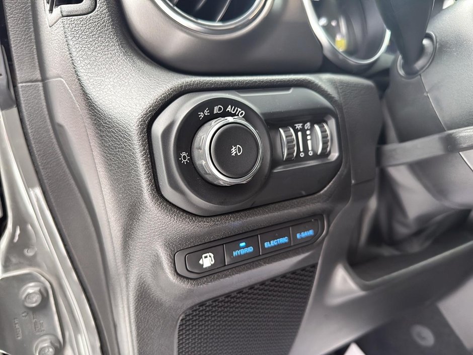 2022 Jeep Wrangler 4xe Unlimited Rubicon-10