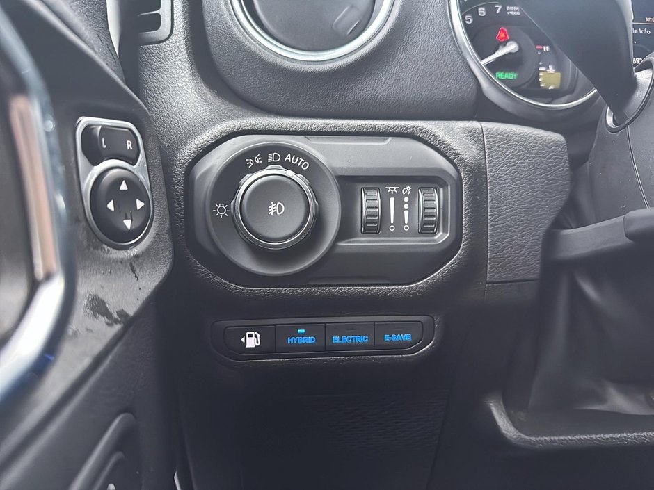 Jeep Wrangler 4xe UNLIMITED SAHARA | TOIT SKY ONE TOUCH 2022-11
