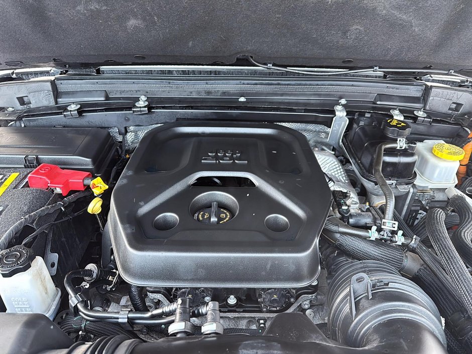 2024 Jeep Wrangler 4xe Sahara-6