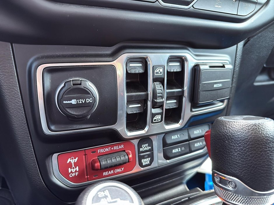 Jeep Wrangler Rubicon 2023-15
