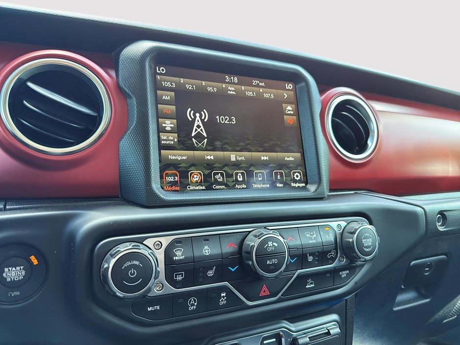 Jeep Wrangler Rubicon 2023-14