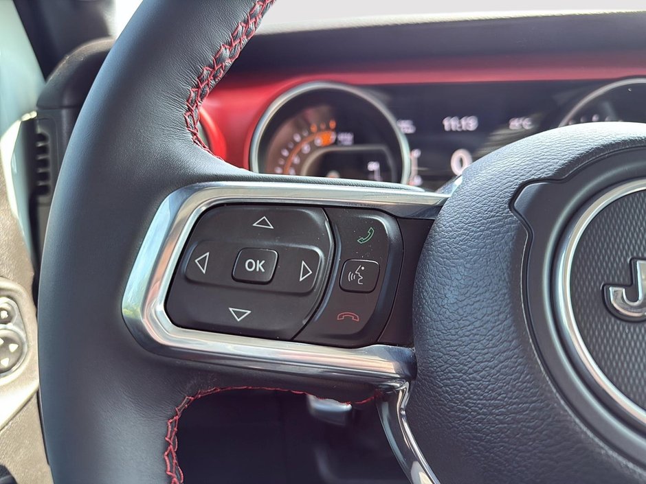 Jeep Wrangler Rubicon 2023-11