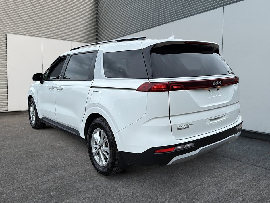 Kia Carnival  2023-3