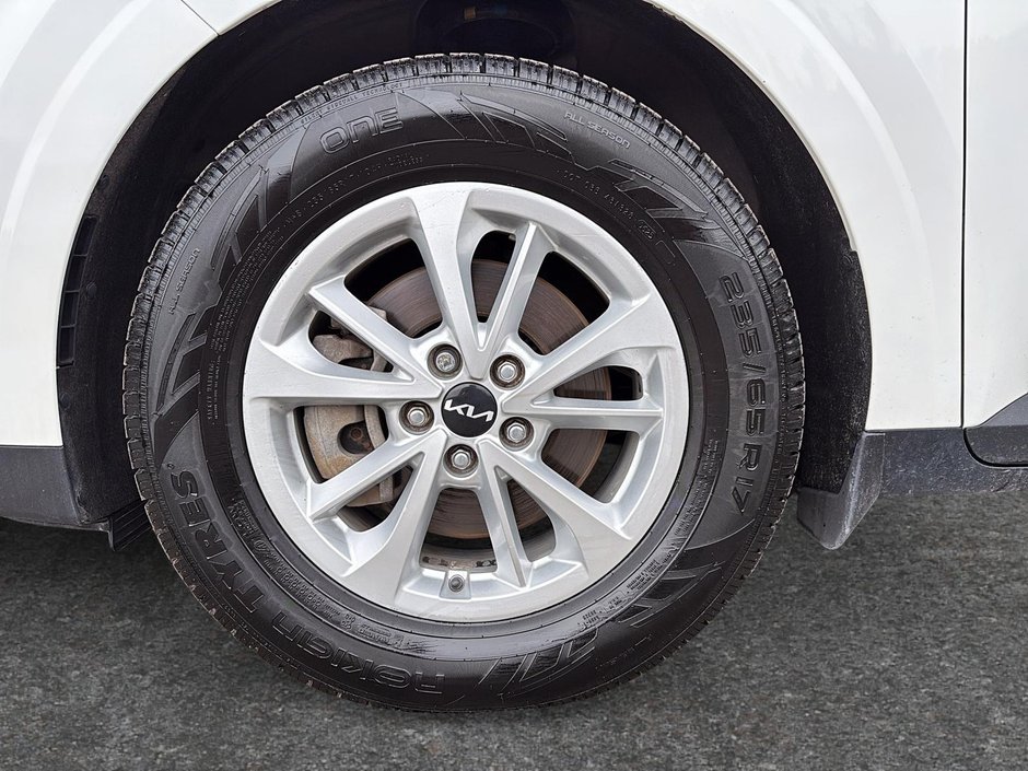 Kia Carnival  2023-5