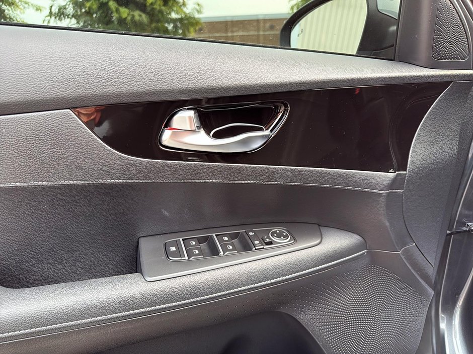 2024 Kia Forte EX+-9