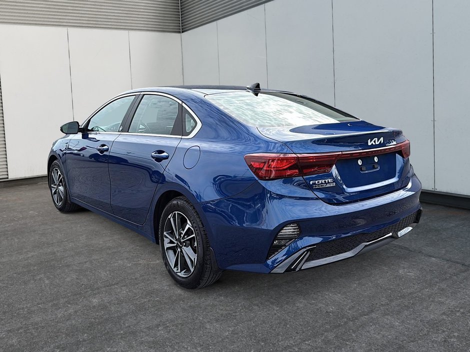 2024 Kia Forte-3