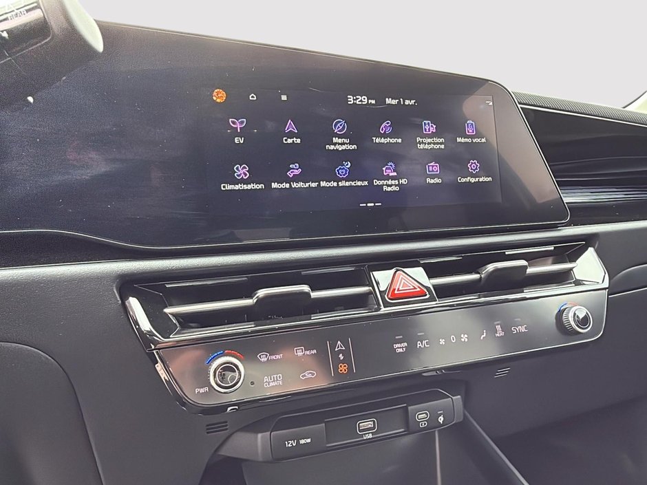 2023 Kia Niro EV Limited-17