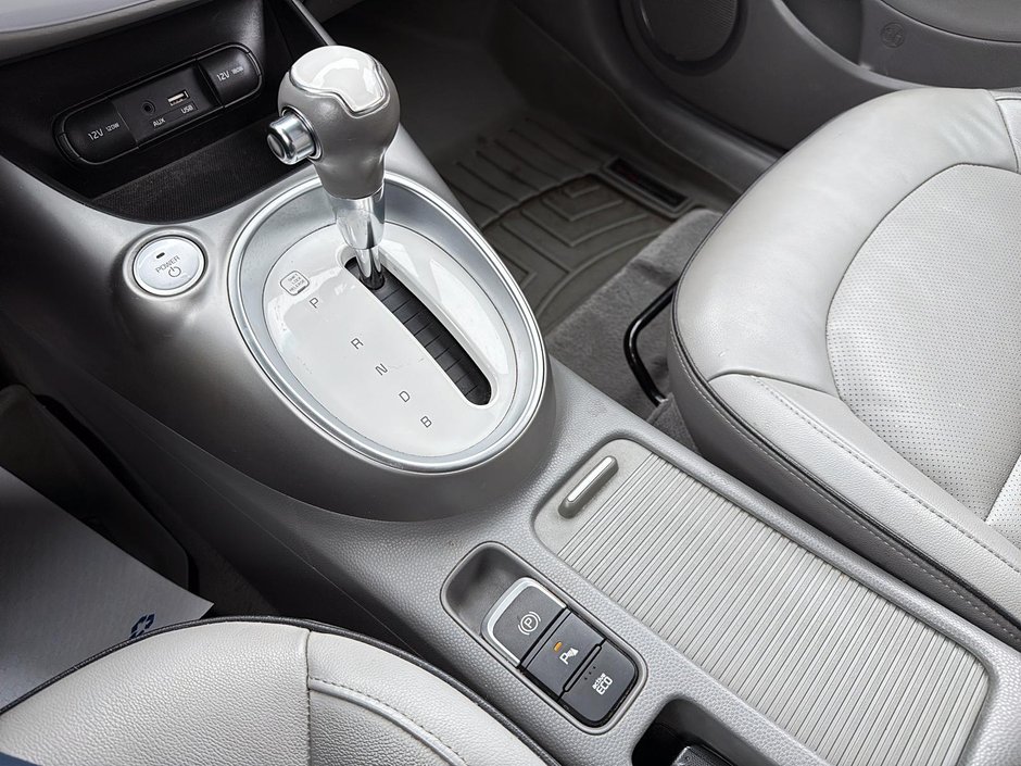 Kia Soul EV EV Luxury 2019-18