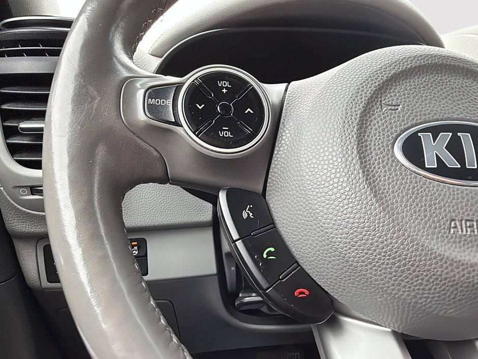 Kia Soul EV EV Luxury 2019-14