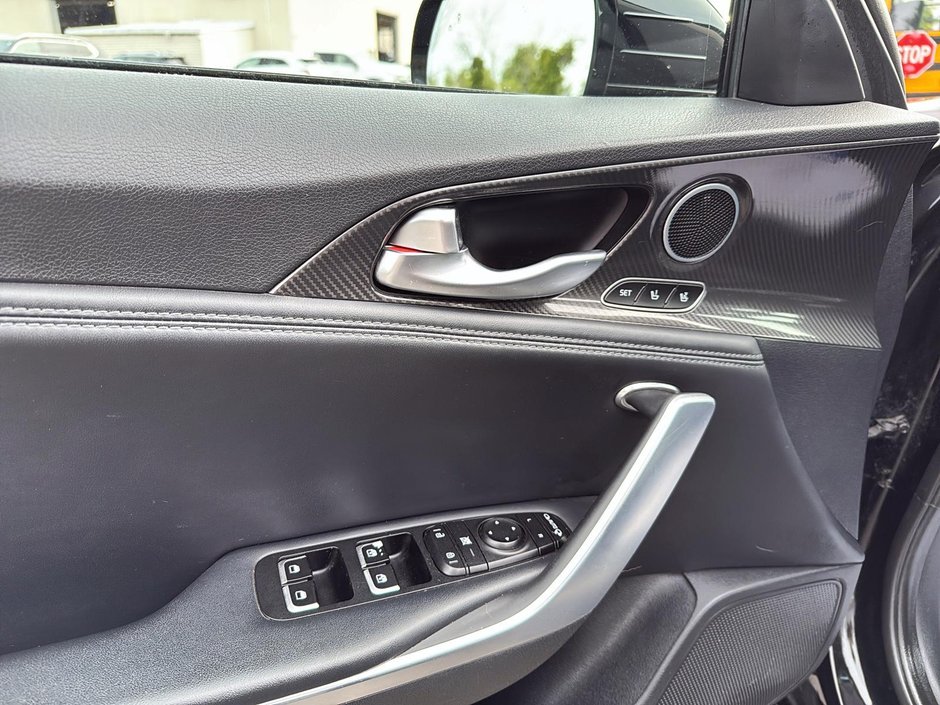 2018 Kia Stinger GT-10