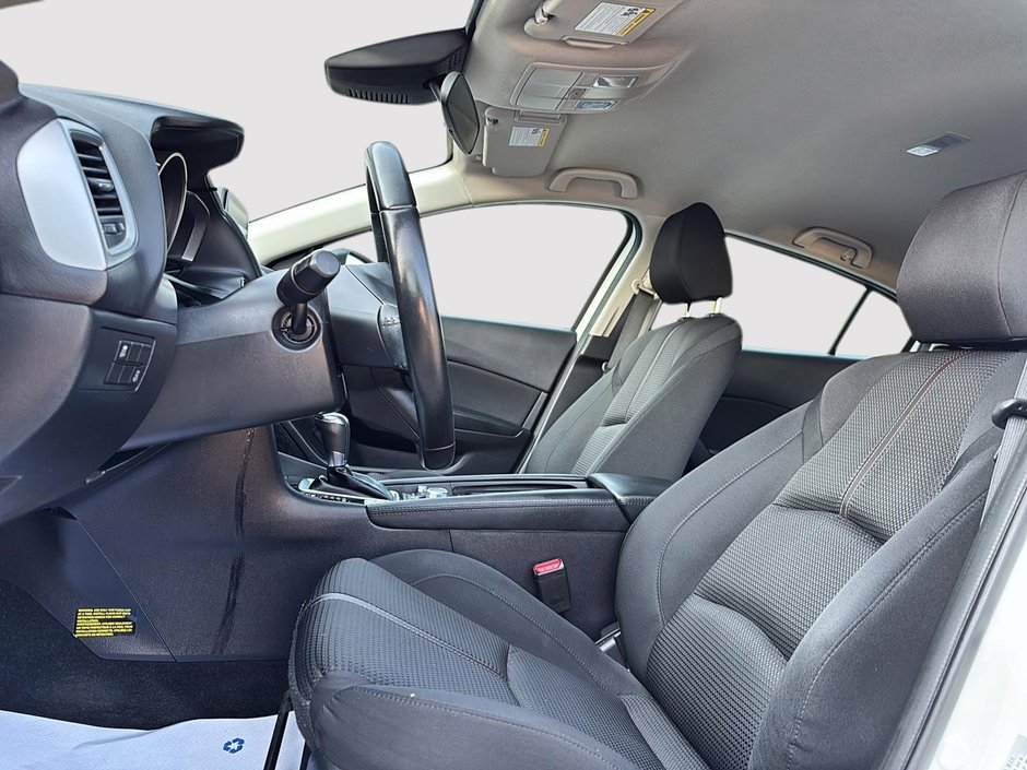 Mazda 3 Sport  2018-8