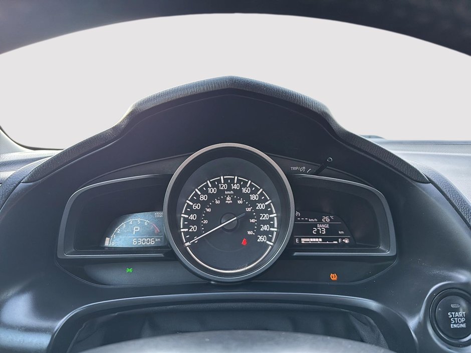 Mazda 3 Sport  2018-16