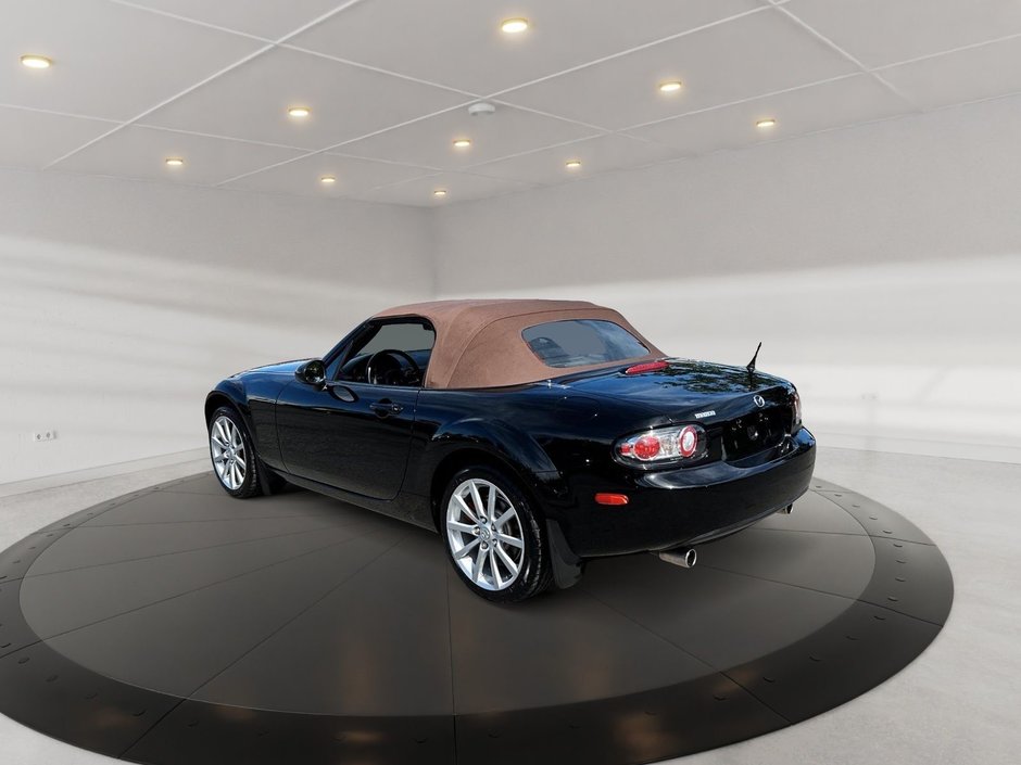 2006 Mazda MX-5 GT-6