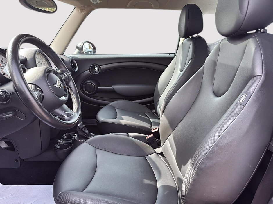 2012 MINI Cooper Hardtop-7