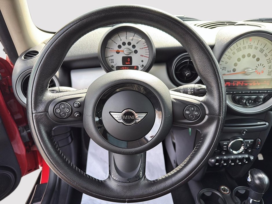 2012 MINI Cooper Hardtop-10