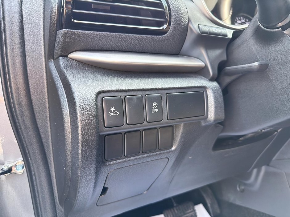 2023 Mitsubishi ECLIPSE CROSS-10