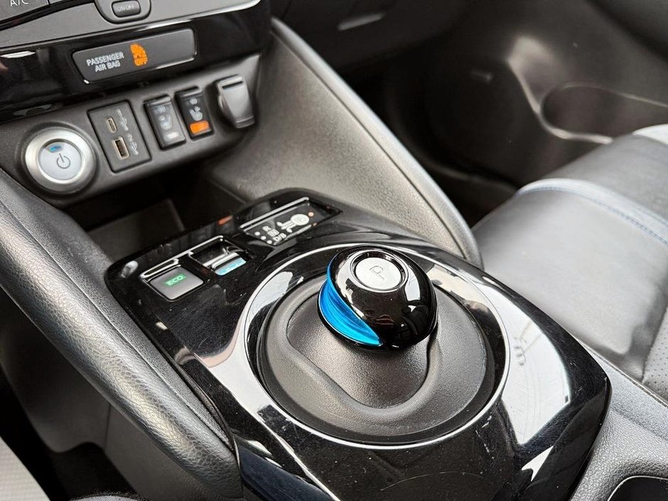 Nissan Leaf SL PLUS 2023-17