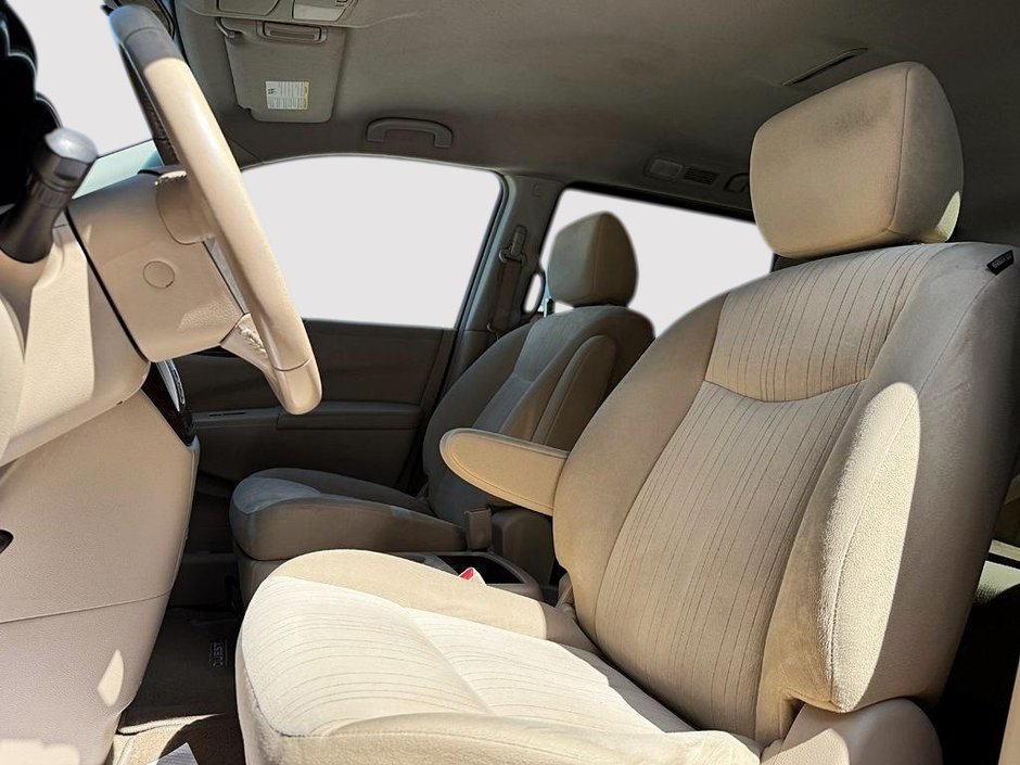 Nissan Quest SV 2012-7